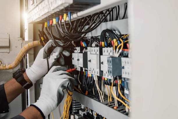 Best Emergency Electrician Near Me  in Windsor, IL